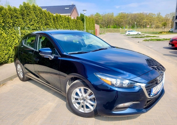 Mazda 3 cena 56900 przebieg: 73360, rok produkcji 2018 z Radziejów małe 137